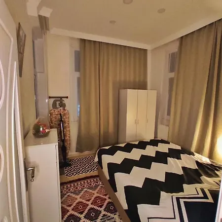 Arslan Home Palace Apartment *